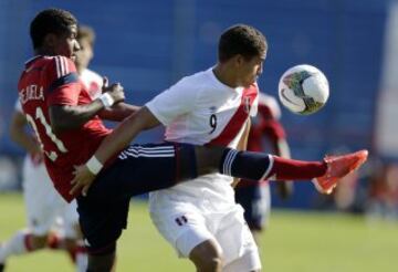 Colombia vs Perú en el hexagonal de UruguayREUTERS/Jorge Adorno (URUGUAY - Tags: SPORT SOCCER)