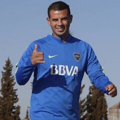 Barros Schelotto bromea con pregunta sobre Cardona