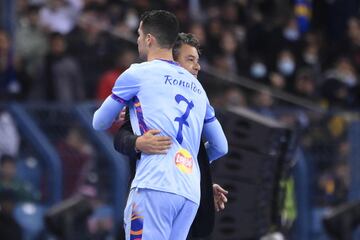 Carrusel de cambios en el partido amistoso en Riad. Los habituales titulares del Paris Saint-Germain dejaron el terreno de juego y también Cristiano Ronaldo en el Riyadh Season.