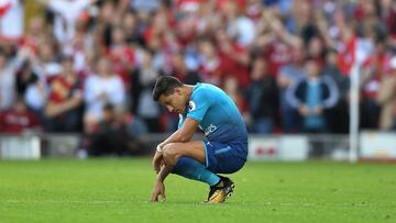 LIVERPOOL, ENGLAND - AUGUST 27: Alexis Sanchez of Arsenal reacts during the Premier League match between Liverpool and Arsenal at Anfield on August 27, 2017 in Liverpool, England. (Photo by Michael Regan/Getty Images)