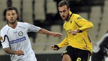 El Sevilla repesca a Cala, que estaba cedido en el AEK