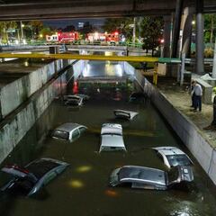 Alerta Roja en CDMX por fuertes lluvias: se registran inundaciones y encharcamientos