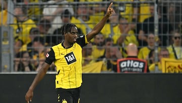 Dortmund's English forward #43 Jamie Bynoe-Gittens celebrates scoring his team's second goal during the German first division Bundesliga football match between Borussia Dortmund and Eintracht Frankfurt in Dortmund, western Germany, on August 24, 2024. (Photo by INA FASSBENDER / AFP) / DFL REGULATIONS PROHIBIT ANY USE OF PHOTOGRAPHS AS IMAGE SEQUENCES AND/OR QUASI-VIDEO
