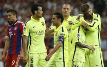 Los jugadores del Barcelona celebran el pase a la final.