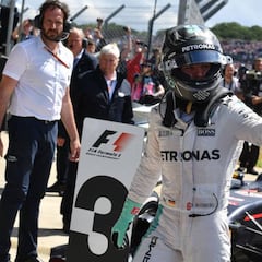 Rosberg: sancionado con 10 segundos y pasa a ser tercero