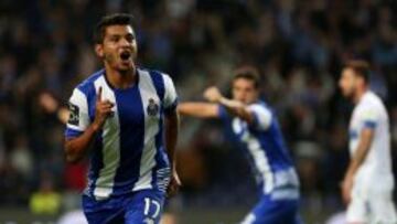 Jesús Tecatito Corona anotó el primer gol