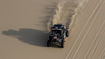 Gerard Farrés y Dani Oliveras logran la plata en el Dakar.