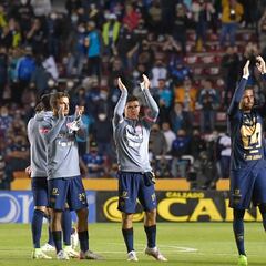 Pumas responde a pesar de la tempestad