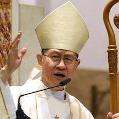 Quién es Luis Antonio Tagle, el ‘Francisco asiático’ que oposita a Papa