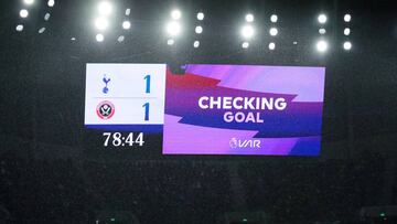 La Premier se compromete a mejorar el VAR.