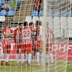El Almería afronta un marzo clave para seguir soñando