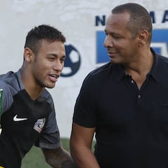 Neymar calla, su padre viajará a París y el PSG, dispuesto a pagar