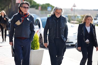 Alberto Cerdán en el Tanatorio Parcesa La Paz de Tres Cantos, para dar el último adiós a Gemma Cuervo.