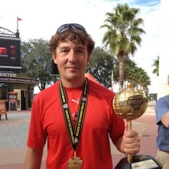 El ex zaguero chileno con su propio club en Estados Unidos