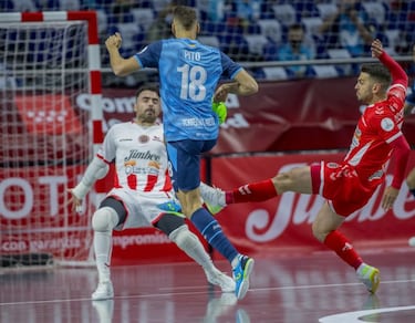 El Movistar tira de oficio para volver a otra final de Copa