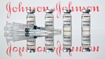 J&amp;J vaccine side effect: how many people have notified of blood clots in US?