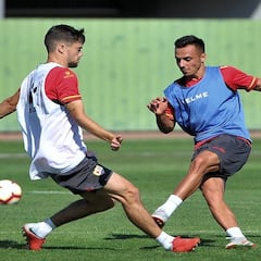 Álvaro García, Tito y Velázquez se entrenan con el grupo