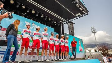 Equipo Polti Kometa en la etapa 2 del Tour de Turquía 2024.