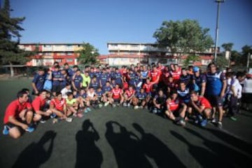 El plantel cruzado llegó hasta Recoleta para compartir con los niños de la comuna.