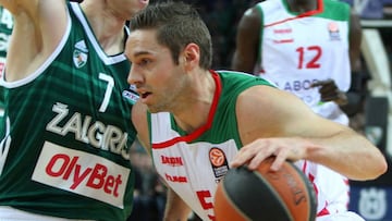 Causeur deja el Laboral Kutxa y firma por el Brose Bamberg