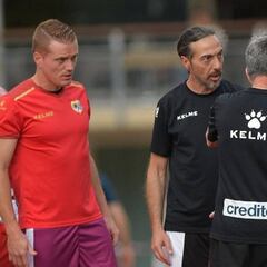 Velázquez abandona el stage de Austria por lesión