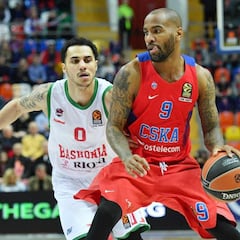 El Baskonia con un gran Larkin (17) roza la proeza en Moscú