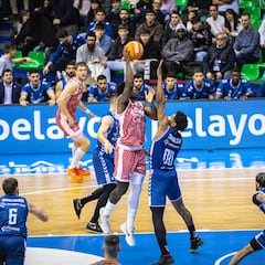 El UCAM Murcia sigue intratable