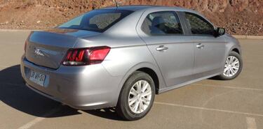 Peugeot renueva su exitoso 301