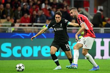 El extremo italiano vio sus primeros minutos con la instituci車n de Anfield y lo hizo dentro de la UEFA Champions League. (Photo by PIERO CRUCIATTI / AFP)