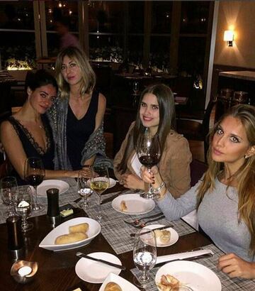 Las WAGs de la Juventus se relajan en Doha, Catar