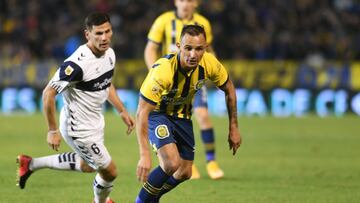 Somoza debutó en Aldosivi con un triunfo ante el Rosario Central de Tevez