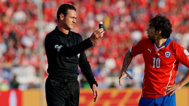 Valdivia tenía razón: esto dijo sobre el árbitro de Chile vs Canadá antes del partido 