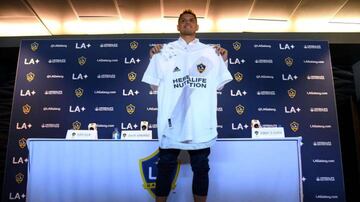 La 'bomba' de la MLS para la temporada 2020. Llegó al LA Galaxy para tomar el lugar de Zlatan Ibrahimovic, firmó con los angelinos en busca de minutos. Se espera que pueda aportar su olfato goleador para darle el título a los suyos.