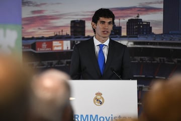 Jesús Vallejo presenta a su novia, María Delgado, en Instagram