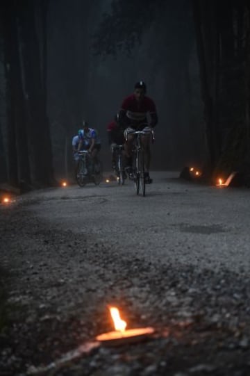 La carrera se creó en 1997 para salvaguardar la Strade Bianche de la Toscana. Empieza y termina en Gaiole, pueblo de la provincia de Siena.