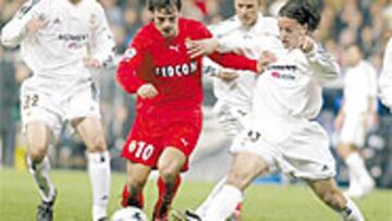 <b>NO PUDIERON CON MORIENTES</b>. Mejía y Pavón sólo jugaron juntos ante el Mónaco.