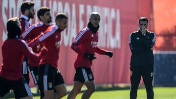 Verissimo en el entrenamiento del BEnfica