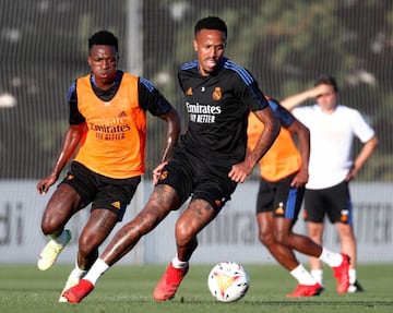 Militao y Vinicius, en el entrenamiento de este sbado.