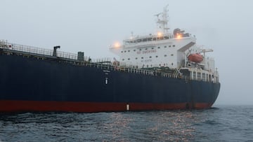 Oil tanker Eagle S is moored at sea off the coast of Porkkala, Finland December 27, 2024. Pete Aarre-Ahtio / Ilta-Sanomat via REUTERS ATTENTION EDITORS - THIS IMAGE HAS BEEN SUPPLIED BY A THIRD PARTY. FINLAND OUT. NO COMMERCIAL OR EDITORIAL SALES IN FINLAND