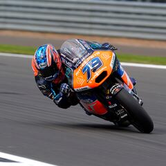 Ogura tensa la cuerda desde el principio