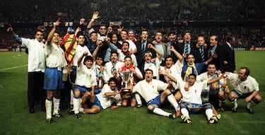  El 18 de marzo de 1932 se fundó el Zaragoza Foot-ball Club. Equipo que buscaba coger el testigo de los dos equipos más grandes de la ciudad hasta entonces, el Iberia Sport Club y el Zaragoza Club Deportivo. En sus 93 años de historia el club maño ha conseguido 6 Copas del Rey, la Copa de Ferias del 64 y la Recopa de Europa de 1995 recordada por el histórico golazo de Nayim desde 49 metros. 
