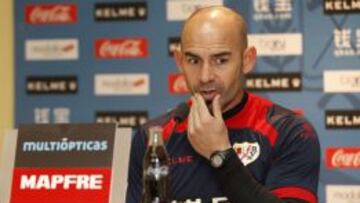 Paco: "Benítez conseguirá los objetivos si le dan tiempo"