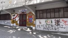 Pintadas contra Presa en el estadio de Vallecas.