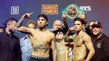 LAS VEGAS, NEVADA - FEBRUARY 20: (L-R) WBC welterweight champion Mario Barrios and Ryan Garcia pose during the ceremonial weigh-in at T-Mobile Arena on February 20, 2026 in Las Vegas, Nevada. Barrios is scheduled to defend his title against Garcia on February 21. Steve Marcus/Getty Images/AFP (Photo by Steve Marcus / GETTY IMAGES NORTH AMERICA / Getty Images via AFP)