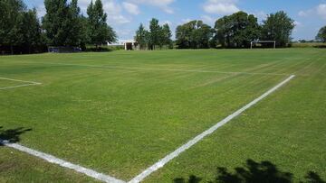 Cancha sufre hundimiento tras explosión de una mina