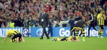 Tristeza de los jugadores del Dortmund.