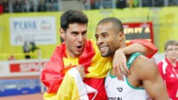 Pablo Torrijos y Nelson Evora celebran sus medallas en el Europeo de Praga.