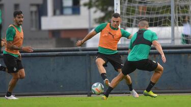 Rozada comenzar¨¢ a se?alar titulares en Villaviciosa