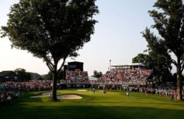 La emoci¨®n estuvo servida hasta el final, pero fue Rory Mcllroy quien finalmente decant¨® la balanza de su parte y se alz¨® con la victoria en el Bridgestone Invitational de Akron, relegando a Sergio Garc¨ªa a un meritorio segundo puesto.