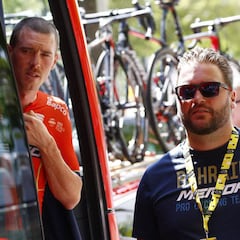 Extraño abandono de Dennis en plena etapa del Tour